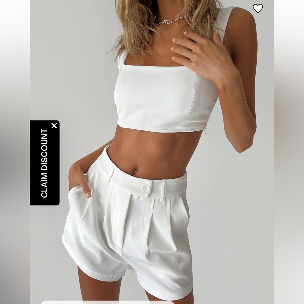 Princess Polly High Waist Shorts sz 4